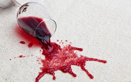 Rode wijn vlek uit tapijt